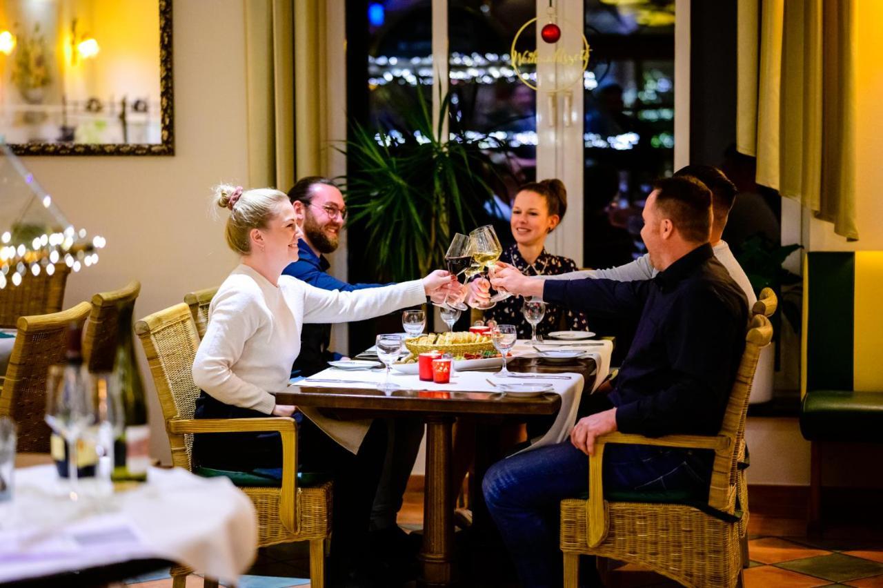 Best Western Wein- Und Parkhotel Nierstein Bagian luar foto