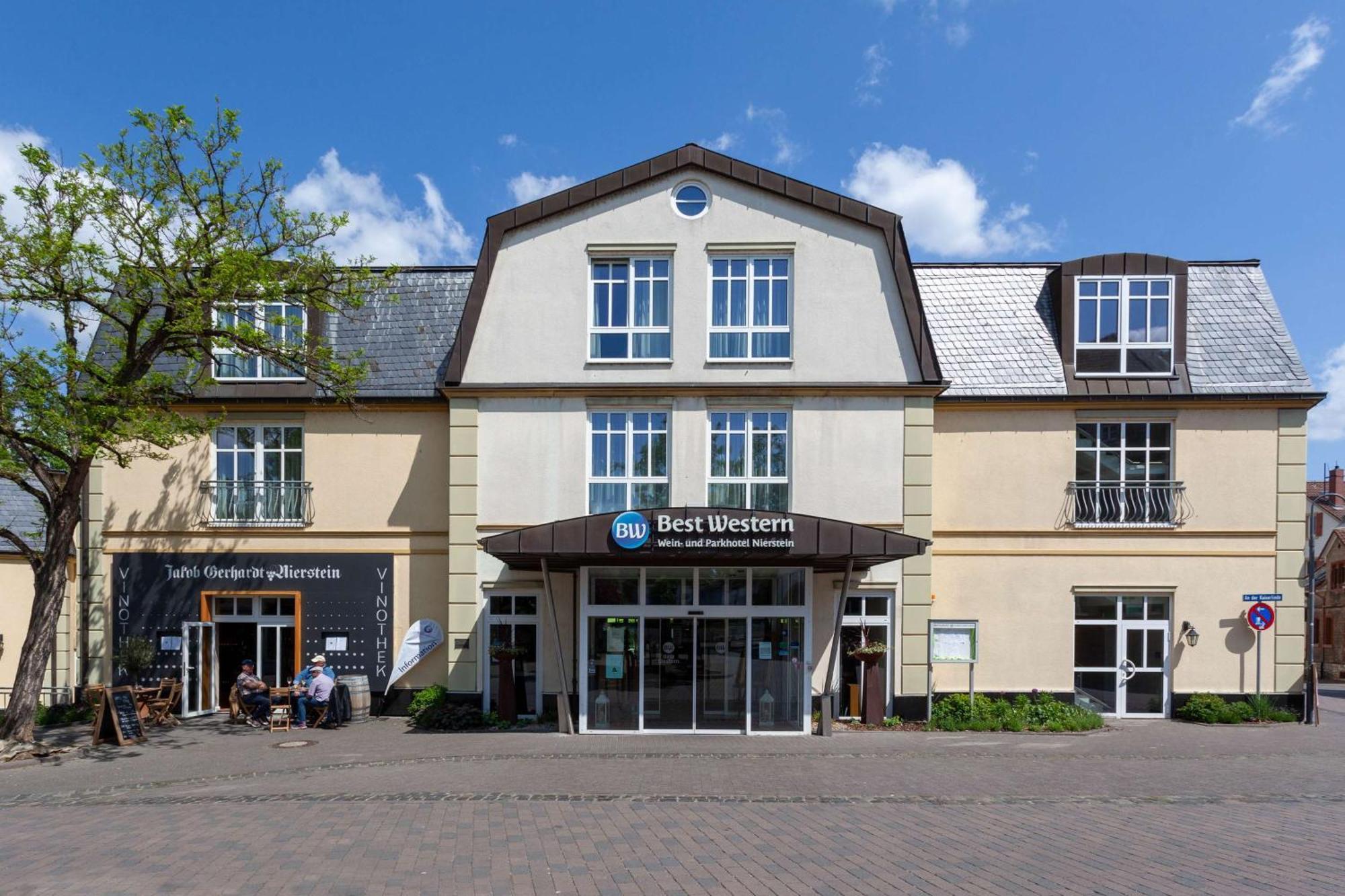 Best Western Wein- Und Parkhotel Nierstein Bagian luar foto