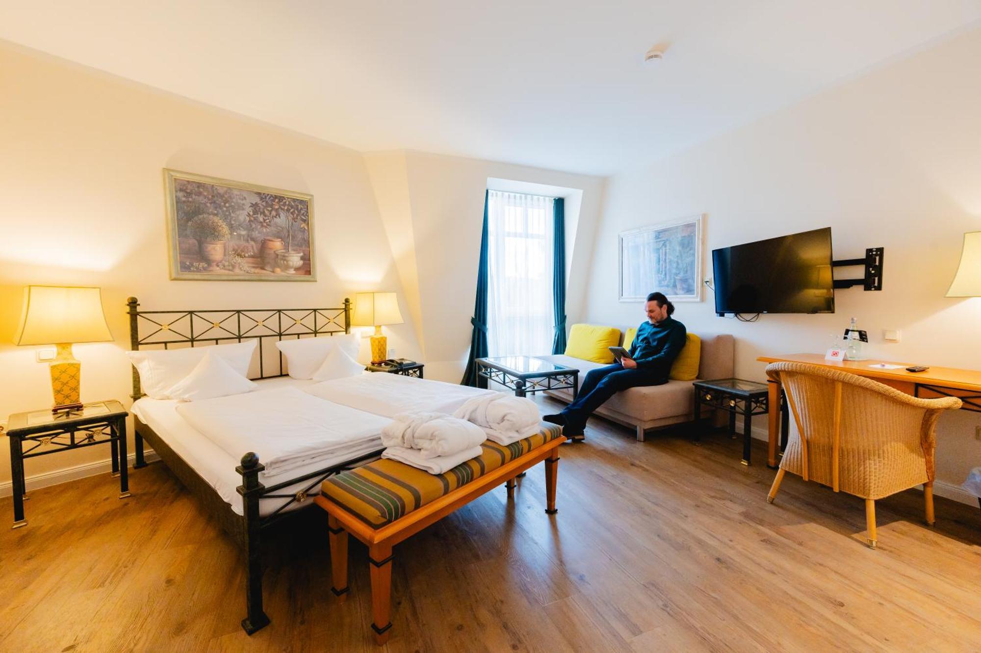 Best Western Wein- Und Parkhotel Nierstein Bagian luar foto
