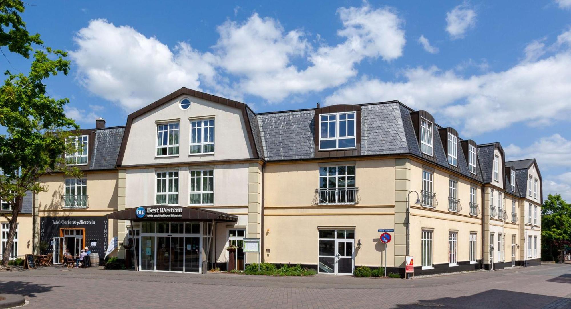 Best Western Wein- Und Parkhotel Nierstein Bagian luar foto